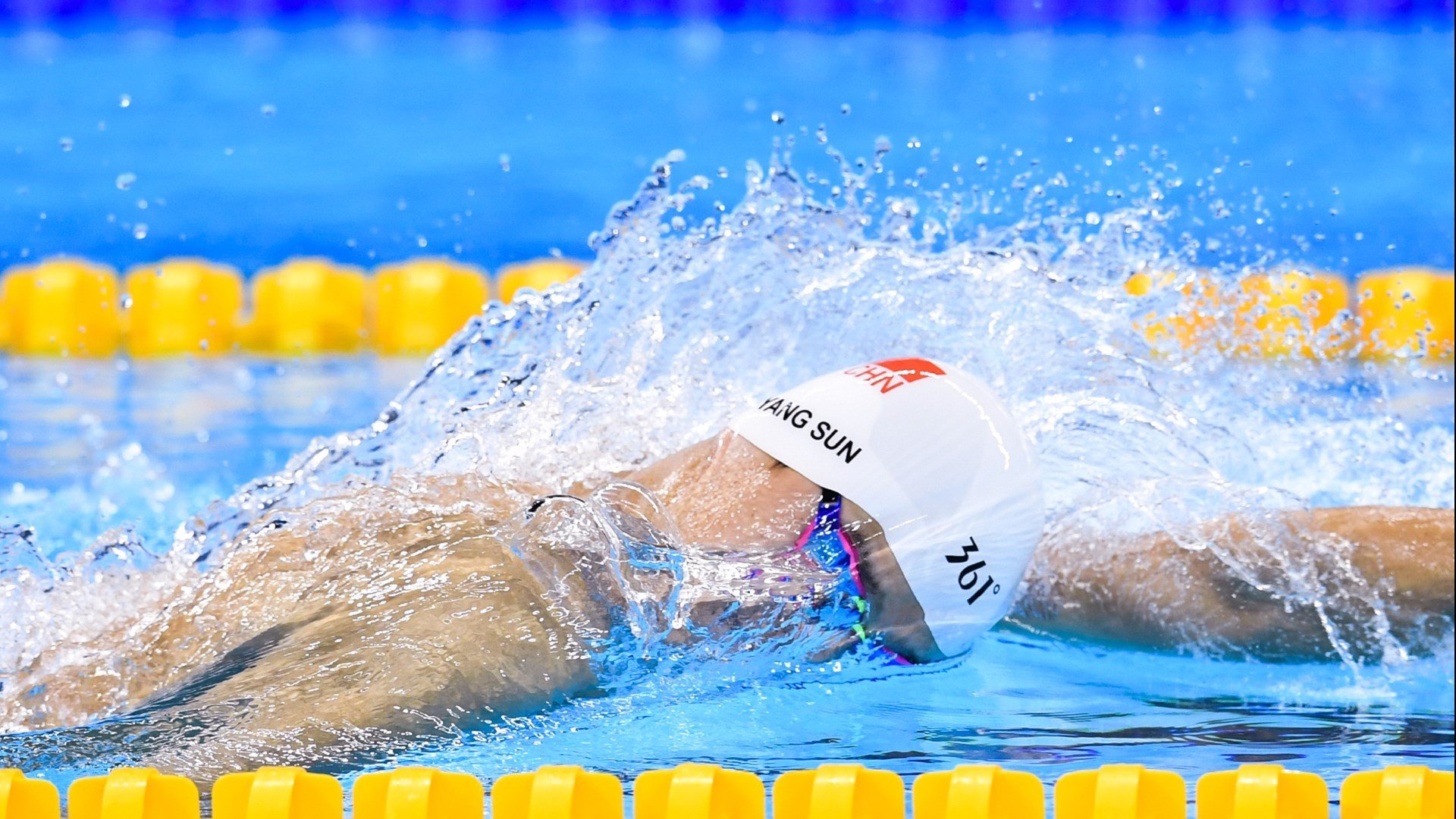 皮克福德一柱擎天,尼斯狂潮席卷欧洲红魔